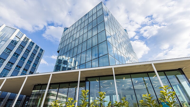 Der medi Tower am Unternehmensstandort in Bayreuth
